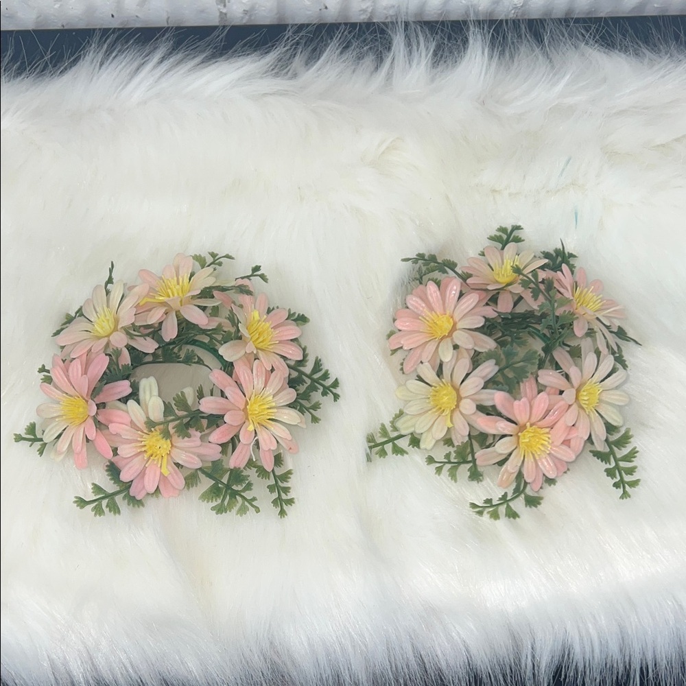 Vintage Pink Daisy Floral Candle Holder Set
